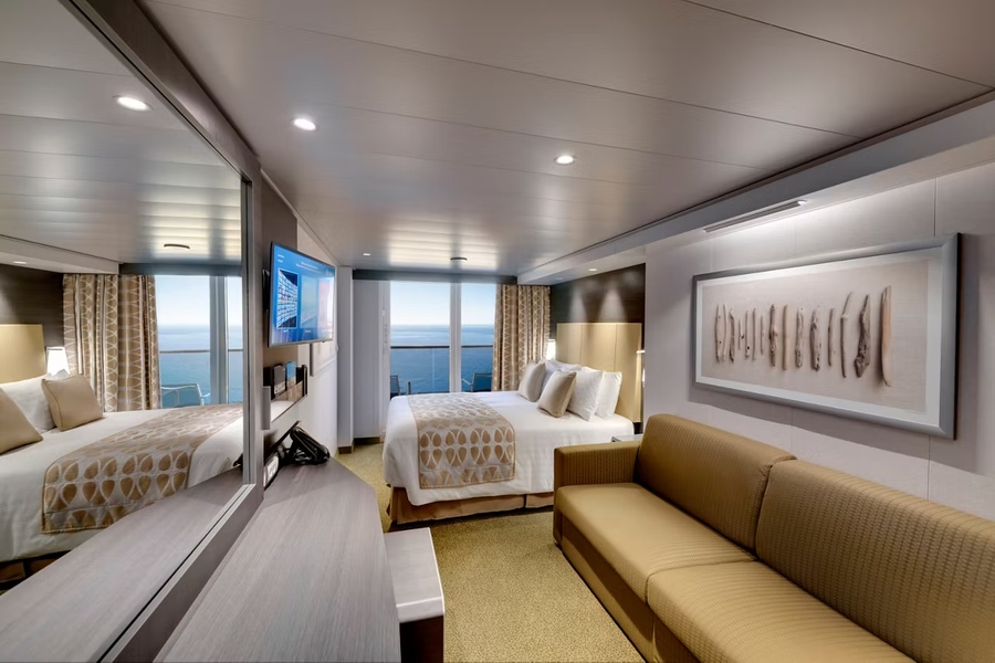 MSC Cruises MSC Grandiosa Deluxe Balcony Aurea WEB.jpg